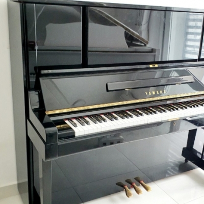 ĐÀN PIANO YAMAHA YUX