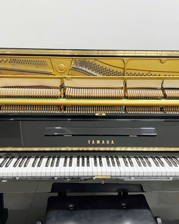 ĐÀN PIANO CƠ YAMAHA UX