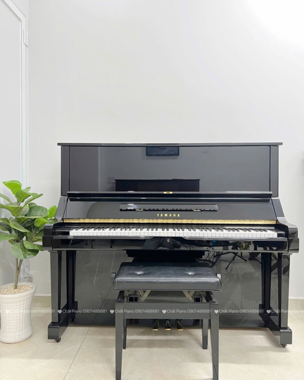 ĐÀN PIANO CƠ YAMAHA UX