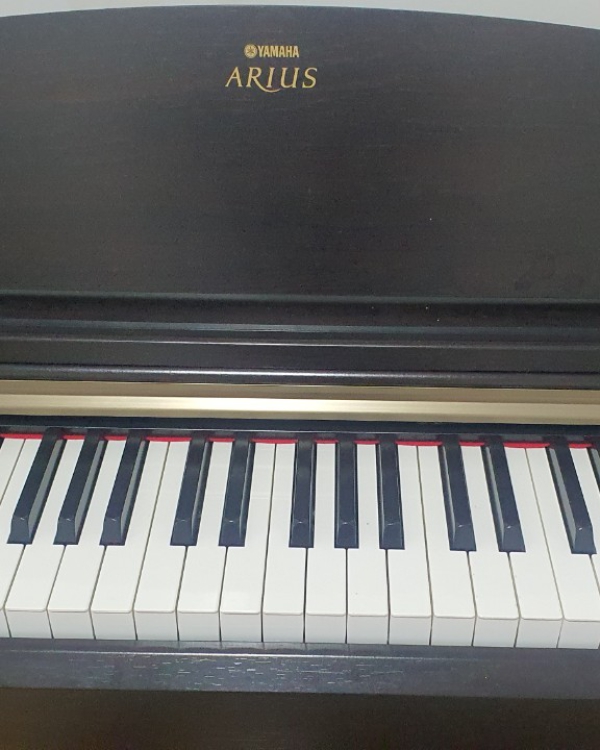 ĐÀN PIANO YAMAHA YDP 161 