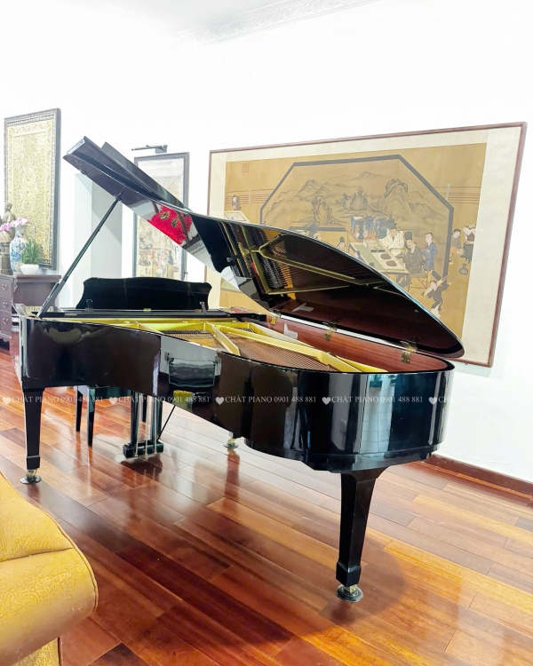 GRAND PIANO YAMAHA C7