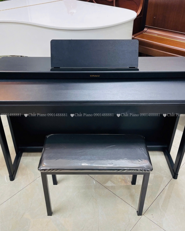 ĐÀN PIANO ROLAND RP701