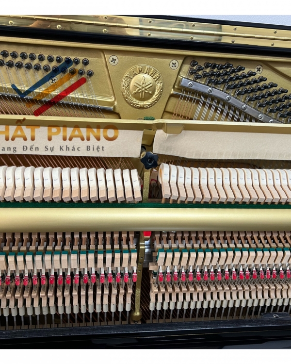 YAMAHA U30BL