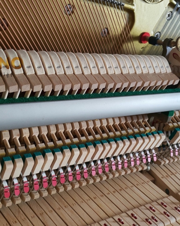 ĐÀN PIANO KOHLER & CAMPBELL KC-115EB