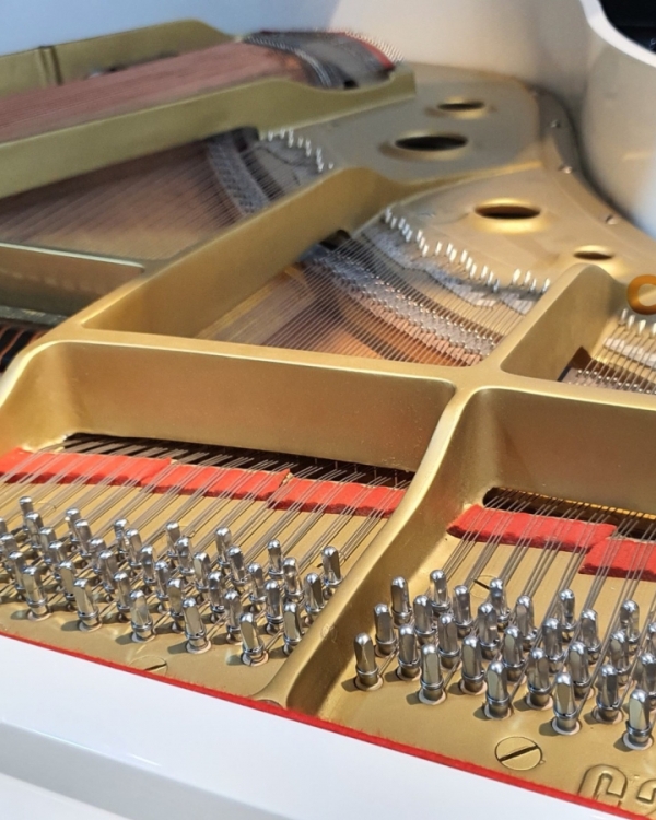 ĐÀN GRAND PIANO YAMAHA G2