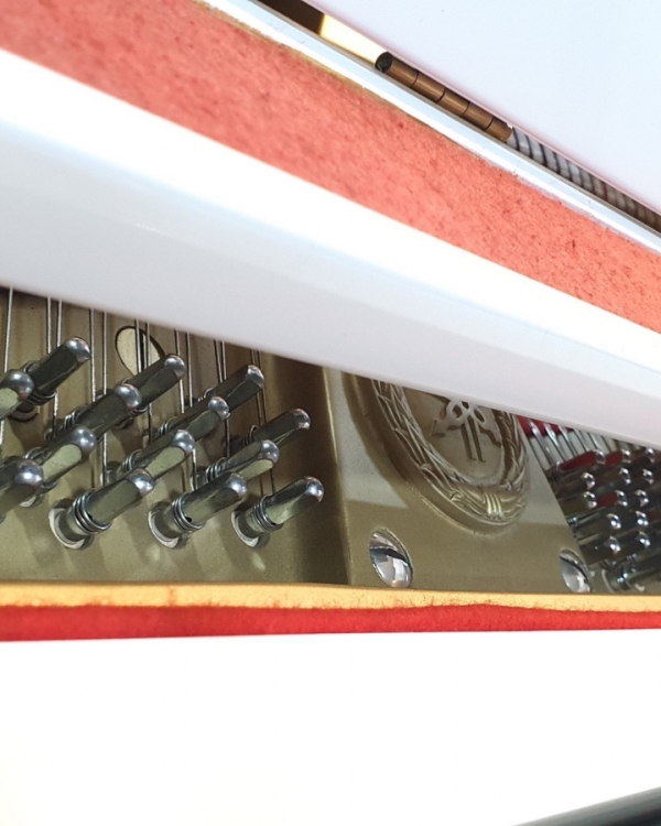 ĐÀN GRAND PIANO YAMAHA G2
