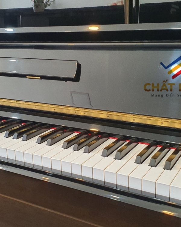 ĐÀN PIANO CƠ YAMAHA UX3