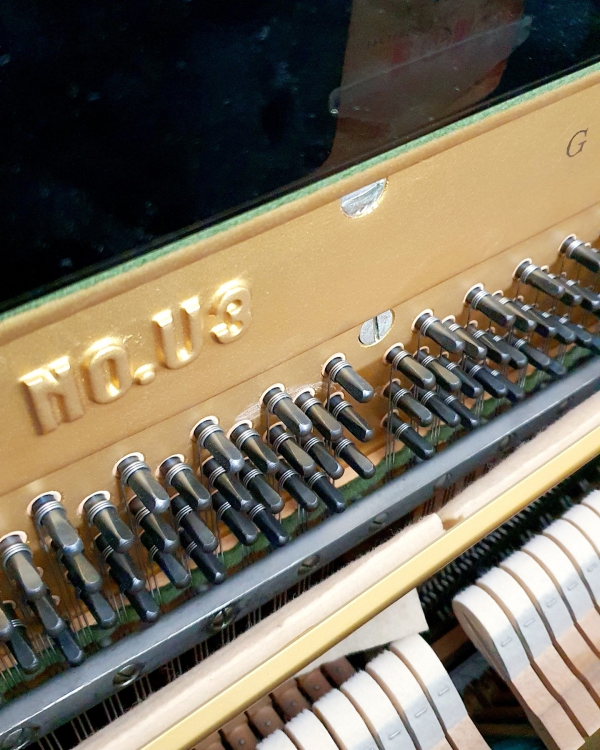 ĐÀN PIANO YAMAHA U3G