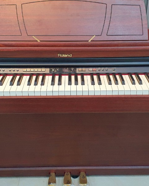 ĐÀN PIANO ROLAND HP205GB