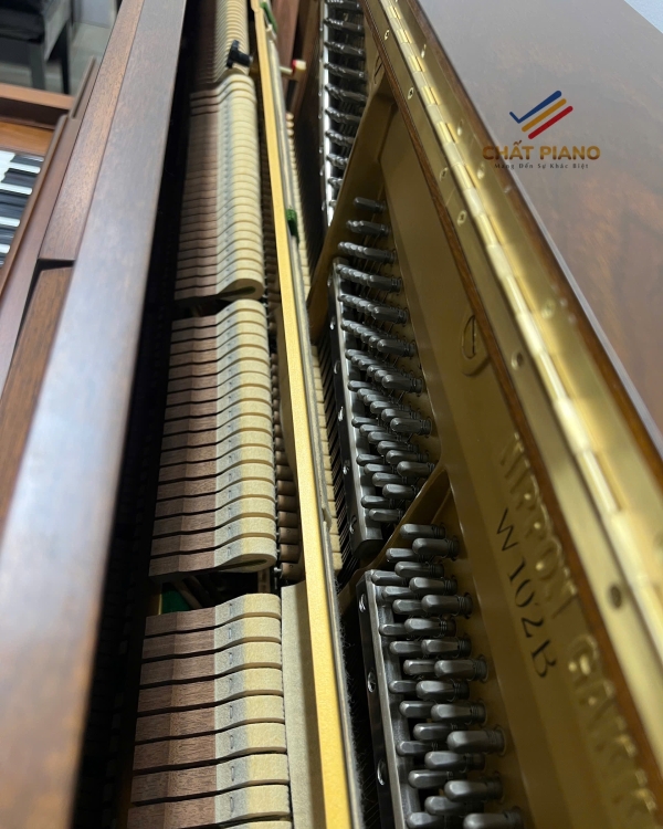 ĐÀN PIANO CƠ YAMAHA W102B