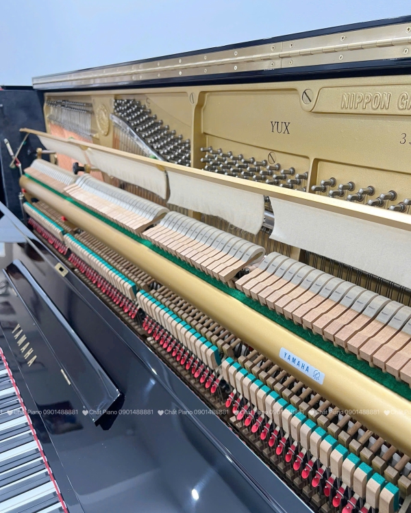 ĐÀN PIANO CƠ YAMAHA YUX