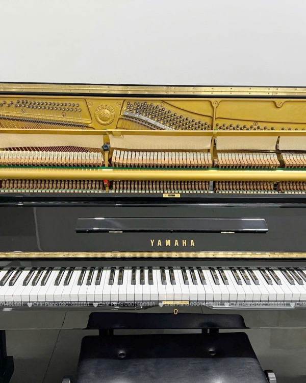 ĐÀN PIANO CƠ YAMAHA UX