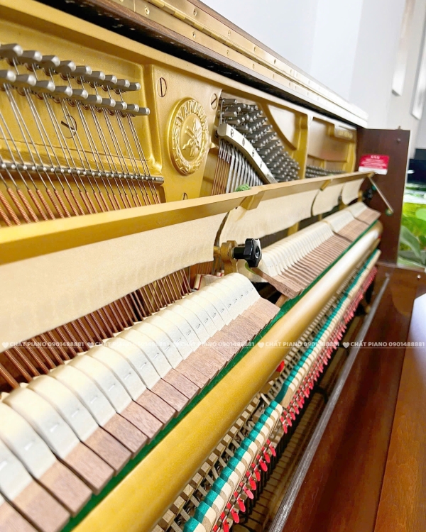 ĐÀN PIANO YAMAHA W102B