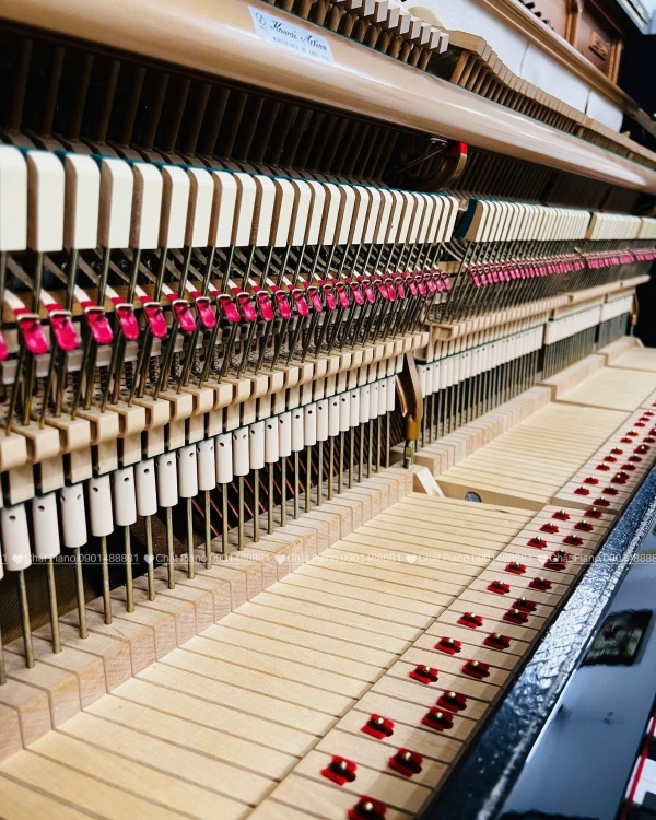 Đàn Piano KaWai BS40