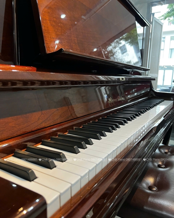 Đàn Piano Bernstein BU55