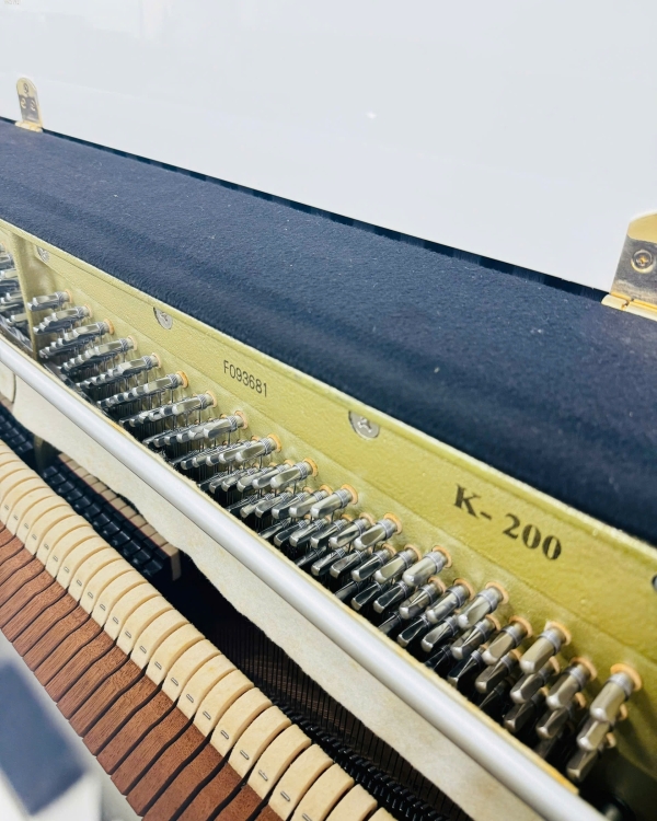 Đàn Piano Kawai K-200 