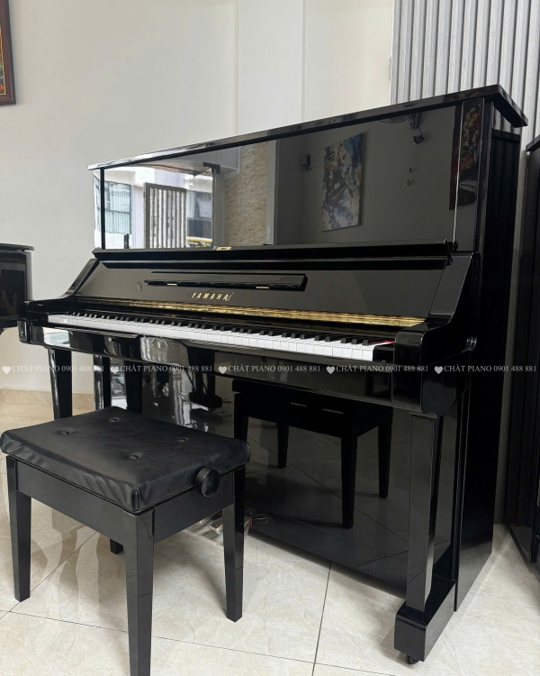 ĐÀN PIANO YAMAHA UX