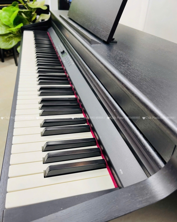 ĐÀN PIANO ROLAND RP701
