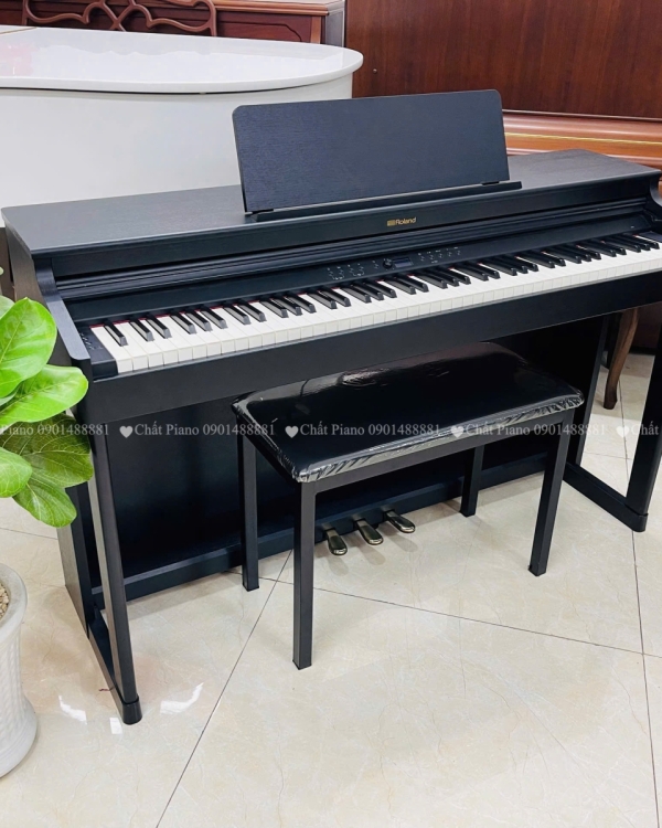 ĐÀN PIANO ROLAND RP701