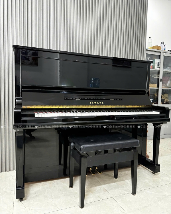 Đàn Piano Yamaha U30A